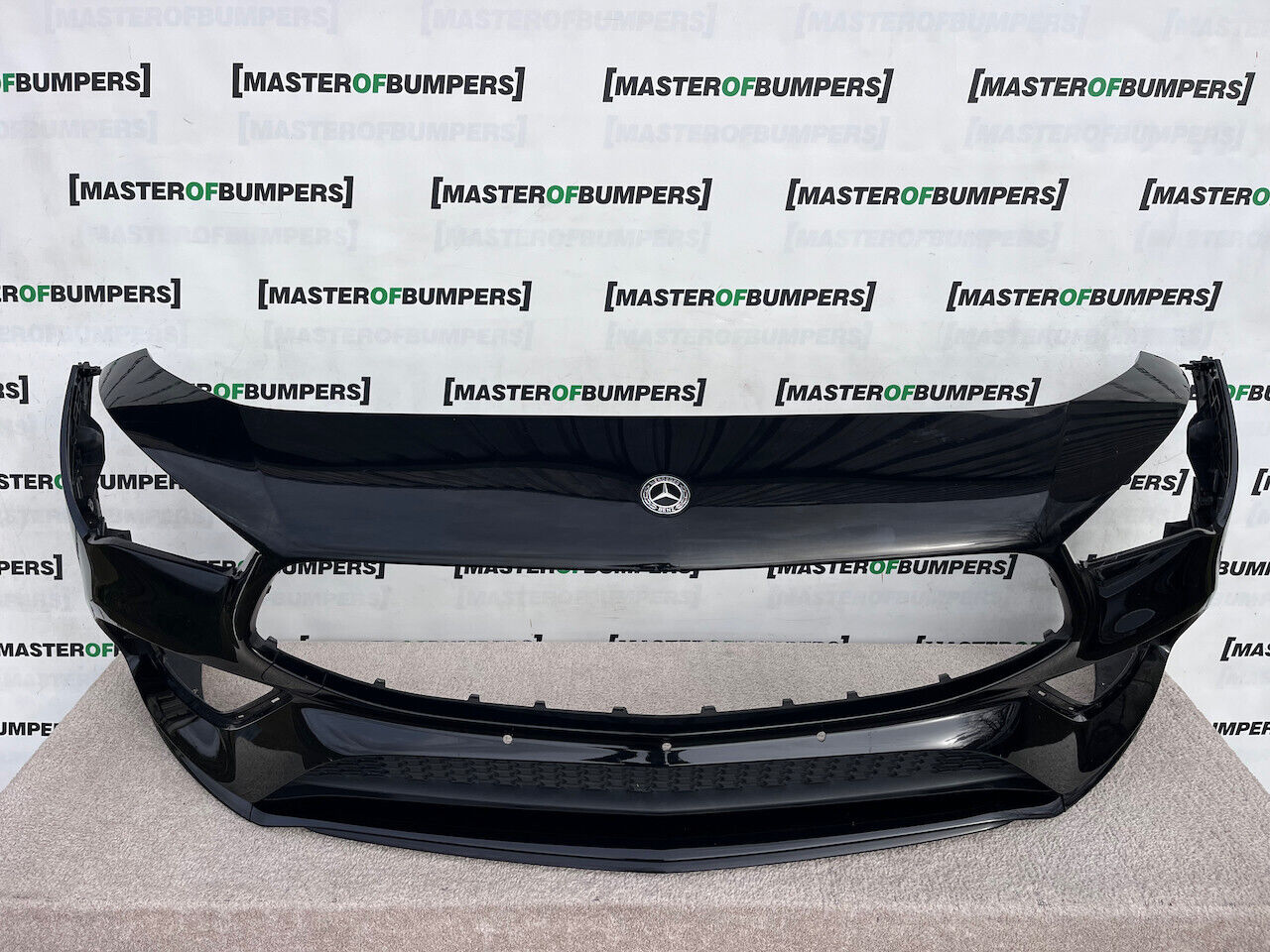 Mercedes Cla Amg Saloon Shotingbrak A118 2020-23 Front Bumper Genuine [e186]