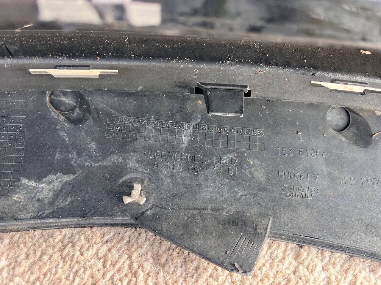 Mercedes Cla Amg Saloon Shotingbrak A118 2020-23 Front Bumper Genuine [e186]