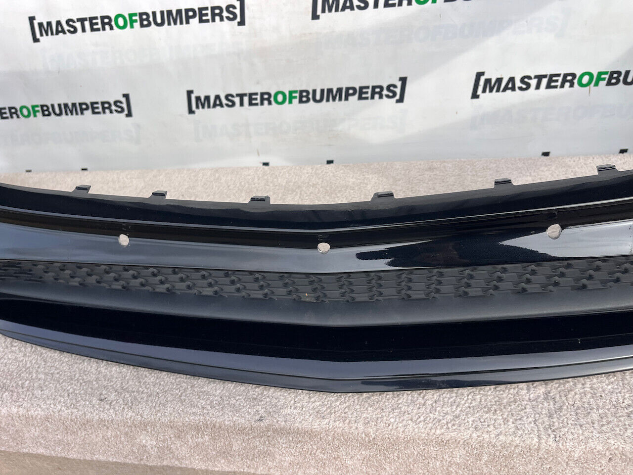 Mercedes Cla Amg Saloon Shotingbrak A118 2020-23 Front Bumper Genuine [e186]