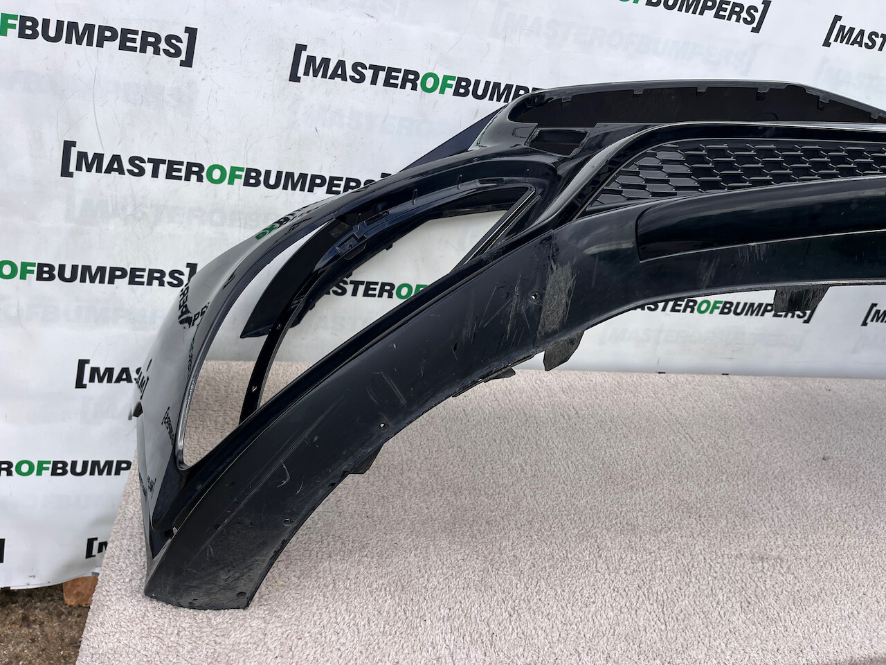 Mercedes Cla Amg Saloon Shotingbrak A118 2019-2023 Front Bumper Genuine [e222]
