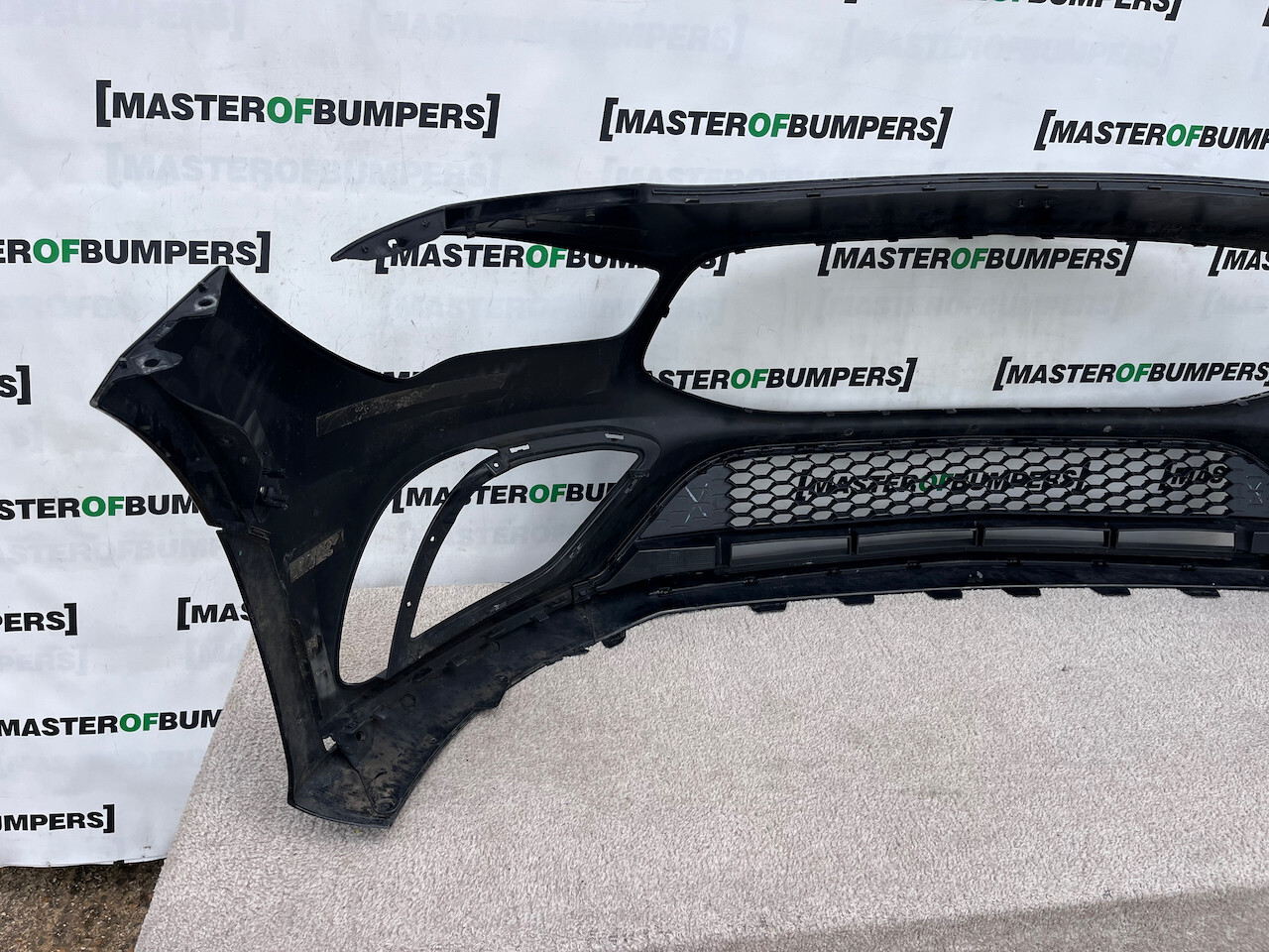 Mercedes Cla Amg Saloon Shotingbrak A118 2019-2023 Front Bumper Genuine [e222]