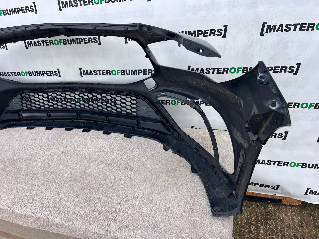 Mercedes Cla Amg Saloon Shotingbrak A118 2019-2023 Front Bumper Genuine [e222]