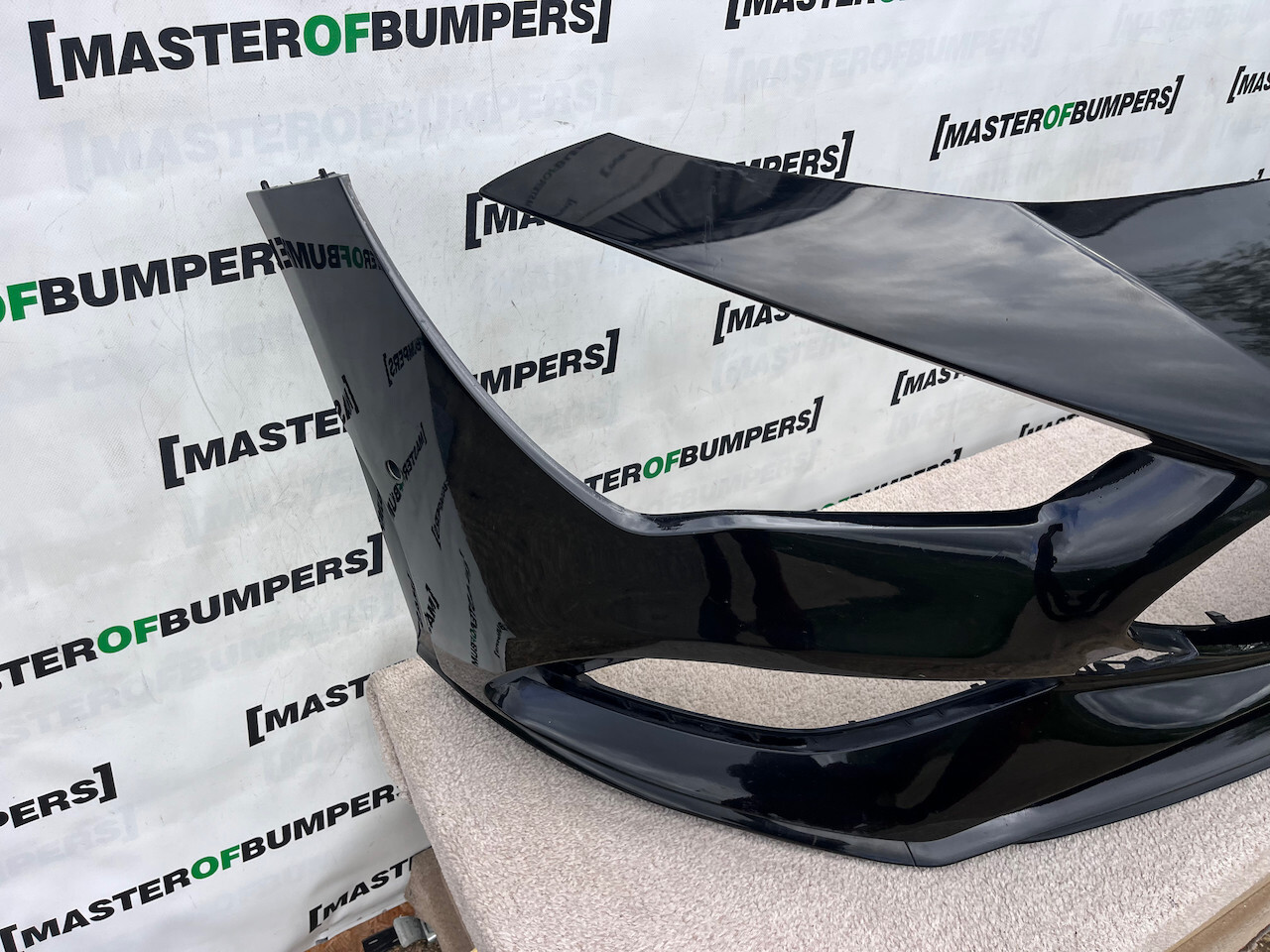 Mercedes Cla Amg Saloon Shotingbrak A118 2019-2023 Front Bumper Genuine [e222]