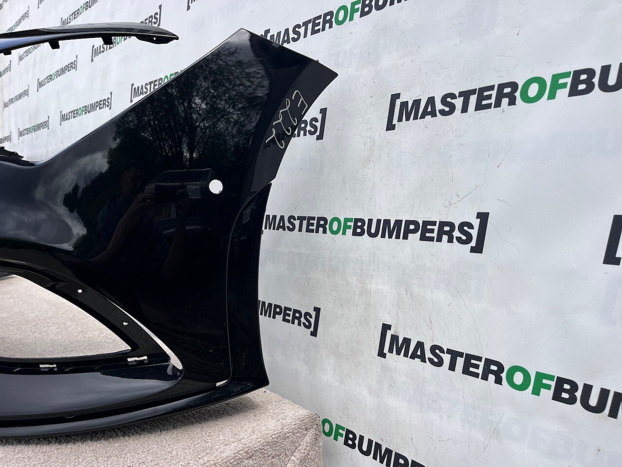 Mercedes Cla Amg Saloon Shotingbrak A118 2019-2023 Front Bumper Genuine [e222]