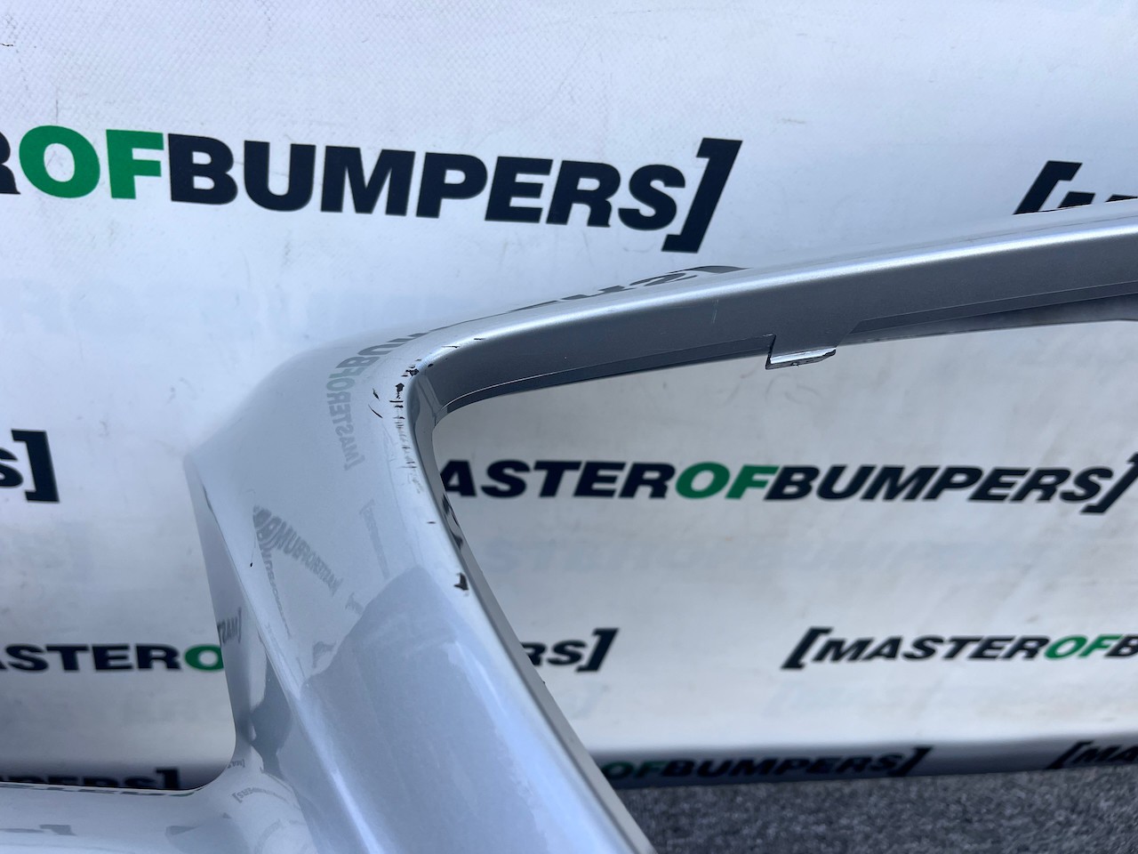 Mercedes Slk Amg Spor A172 Mk3 2012-2015 Front Bumper 6 Pdc +jets Genuine [e272]