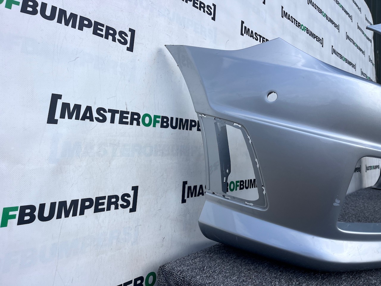 Mercedes Slk Amg Spor A172 Mk3 2012-2015 Front Bumper 6 Pdc +jets Genuine [e272]