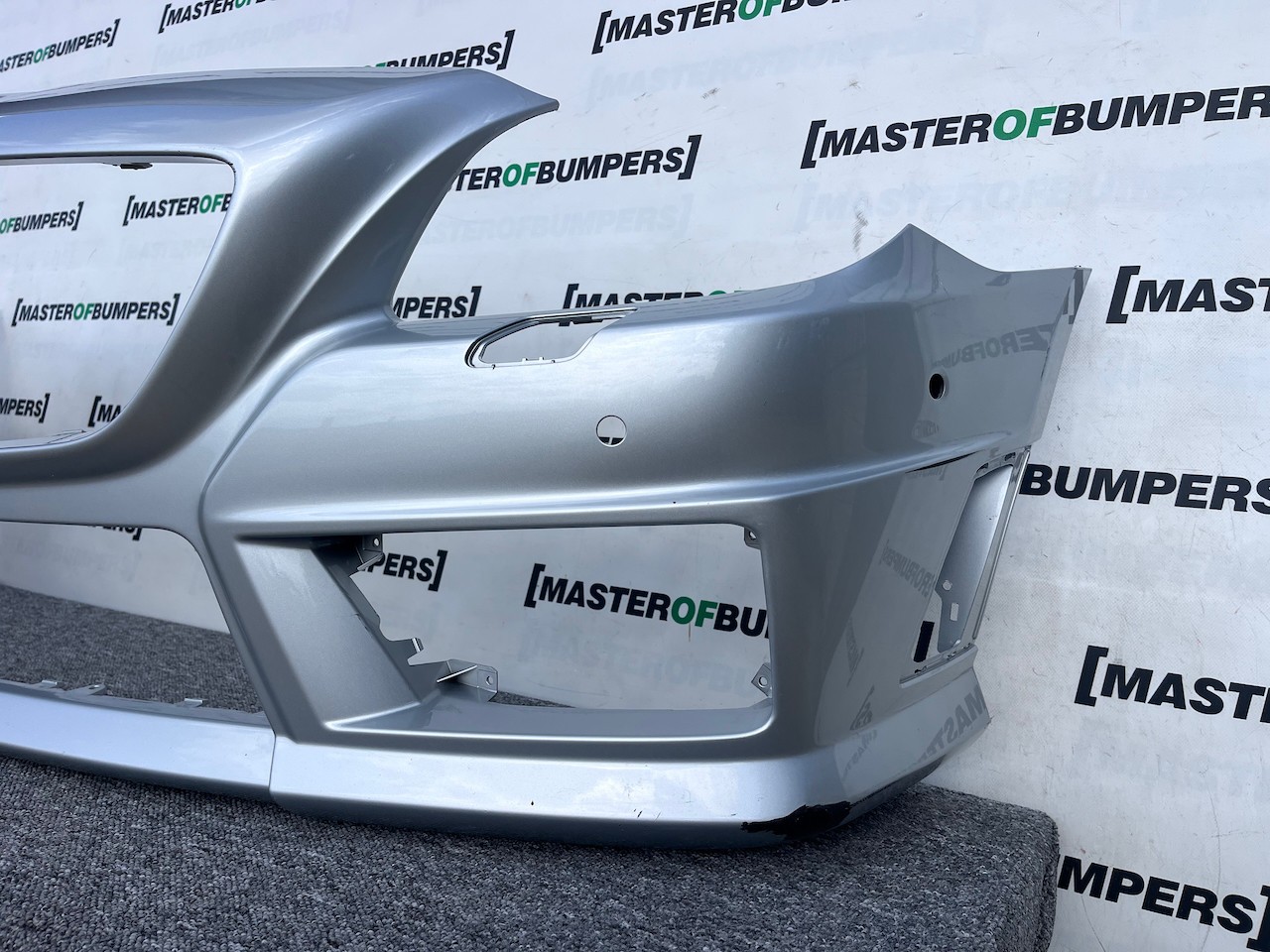 Mercedes Slk Amg Spor A172 Mk3 2012-2015 Front Bumper 6 Pdc +jets Genuine [e272]