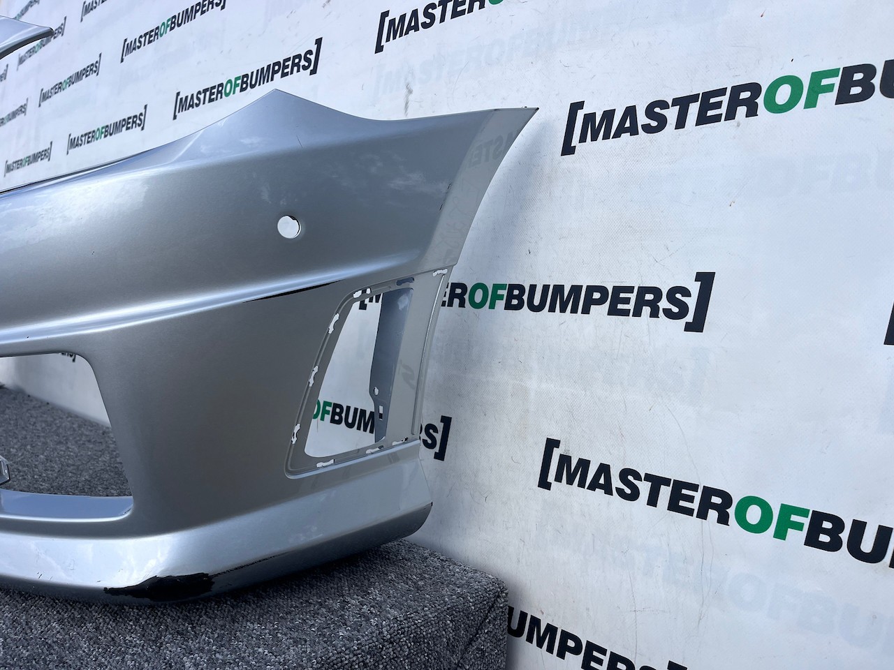 Mercedes Slk Amg Spor A172 Mk3 2012-2015 Front Bumper 6 Pdc +jets Genuine [e272]