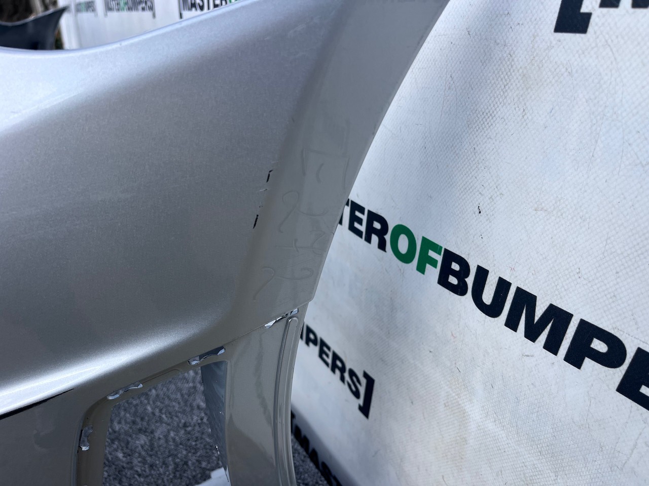 Mercedes Slk Amg Spor A172 Mk3 2012-2015 Front Bumper 6 Pdc +jets Genuine [e272]