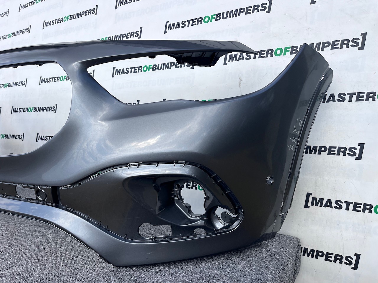 Mercedes Gla Sport Executiv A247 Mk2 2020-2024 Front Bumper 6 Pdc Genuine [e277]