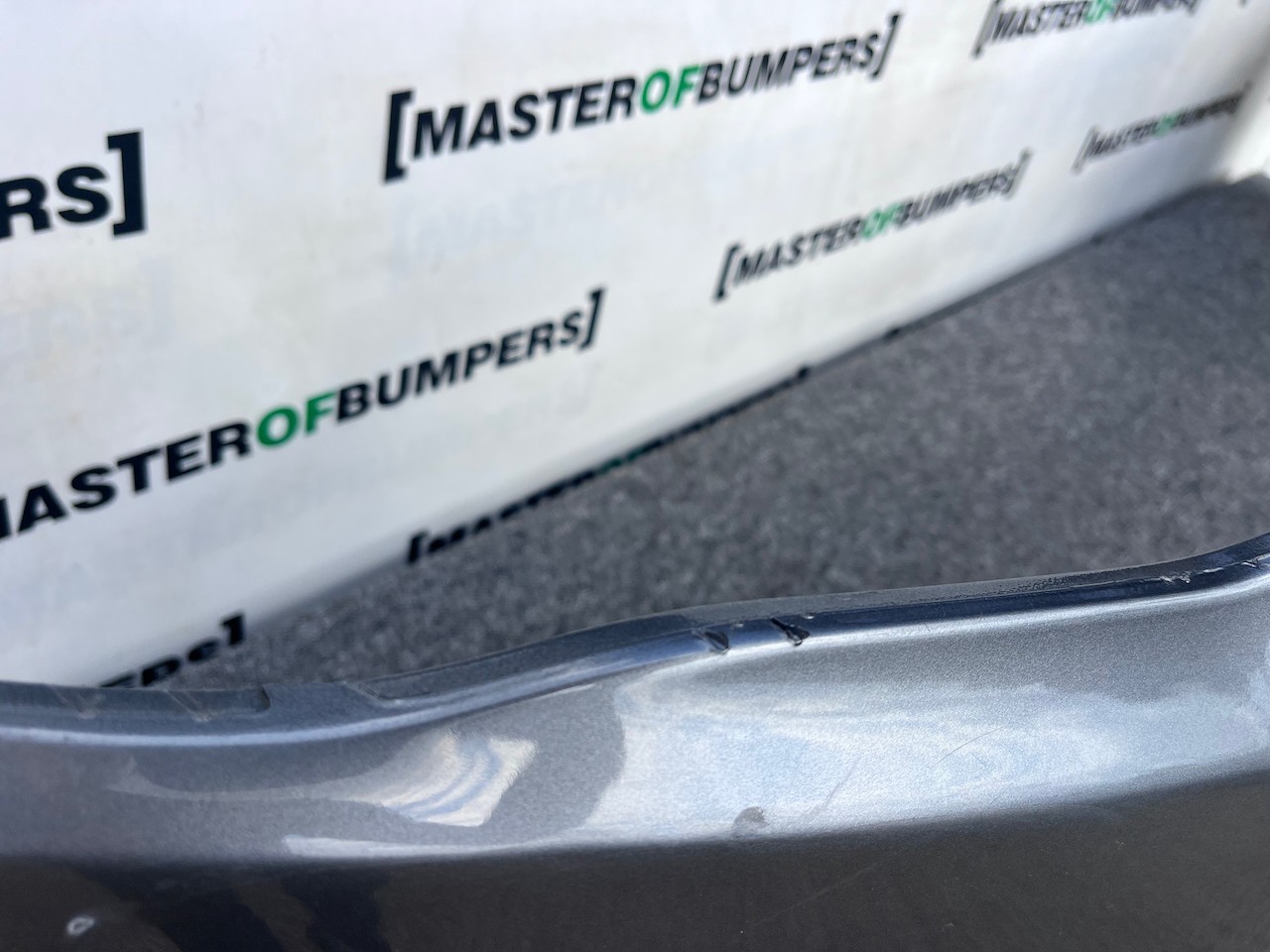 Mercedes Gla Sport Executiv A247 Mk2 2020-2024 Front Bumper 6 Pdc Genuine [e277]