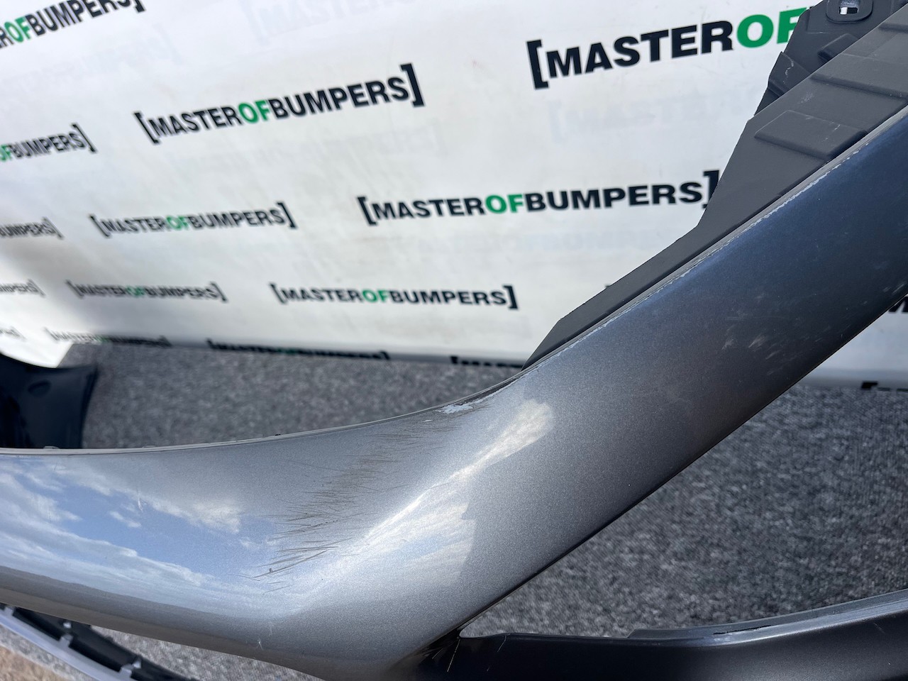 Mercedes Gla Sport Executiv A247 Mk2 2020-2024 Front Bumper 6 Pdc Genuine [e277]