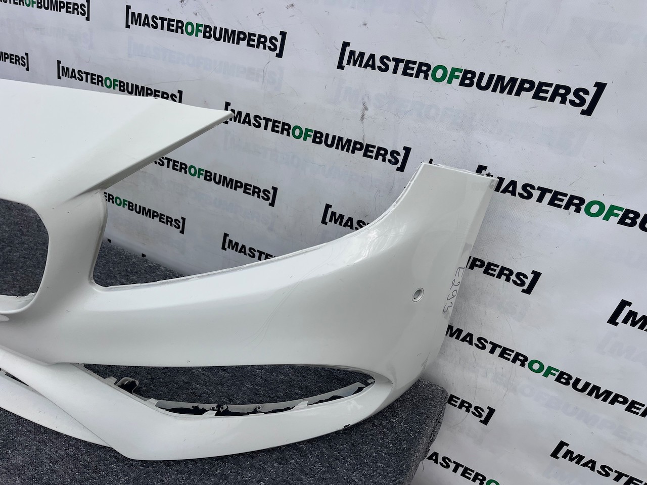 Mercedes A Class Amg A176 Lift Hatchback 2016-2019 Front Bumper Genuine [e293]