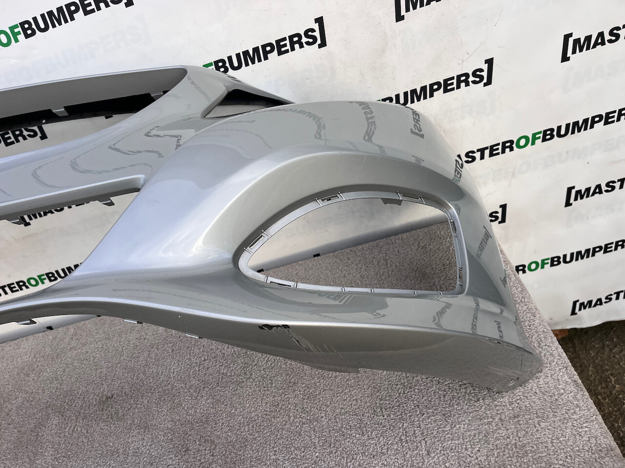 Mercedes B Class Se Hatchback 2014-2018 Front Bumper No Pdc Genuine [e162]