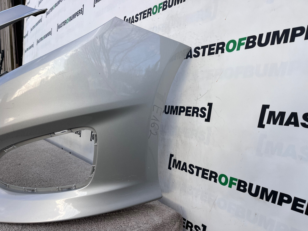 Mercedes B Class Se Hatchback 2014-2018 Front Bumper No Pdc Genuine [e162]