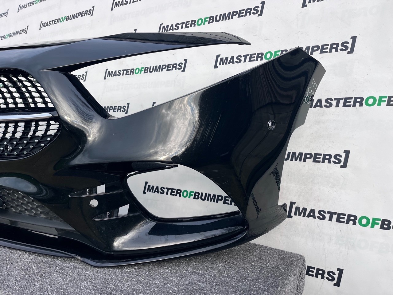 Mercedes A Class Amg A177 Hatchback 2019-2022 Front Bumper 6 Pdc Genuine [e322]