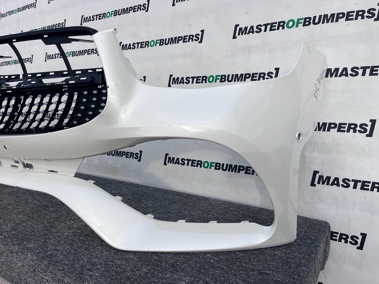 Mercedes Glc Amg Sport A253 Lift 2019-2023 Front Bumper 6 Pdc Genuine [e318]
