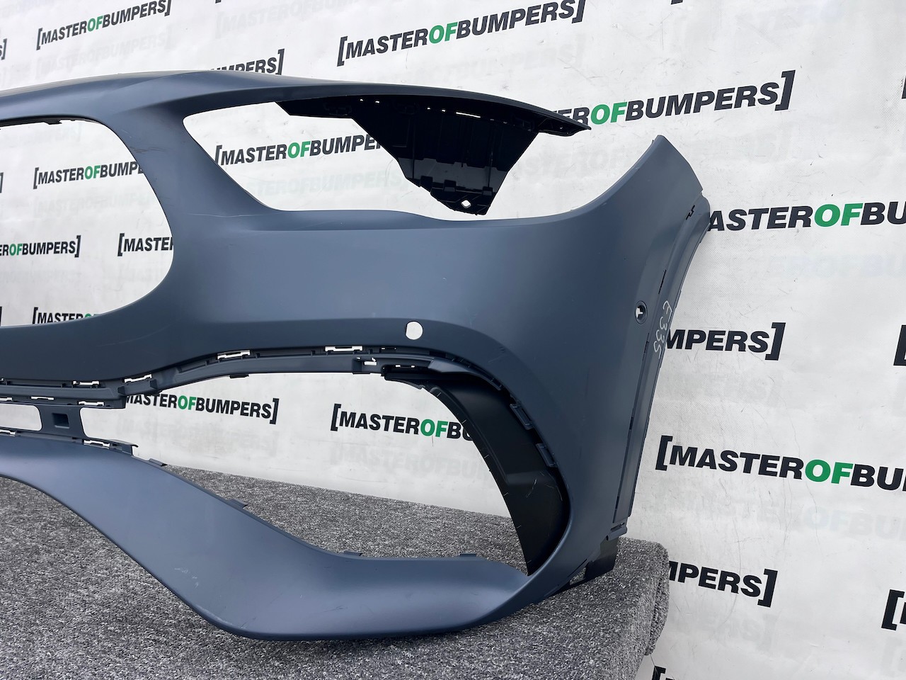 Mercedes Gla Amg Premium A247 Lift 2019-2023 Front Bumper 6 Pdc Genuine [e335]