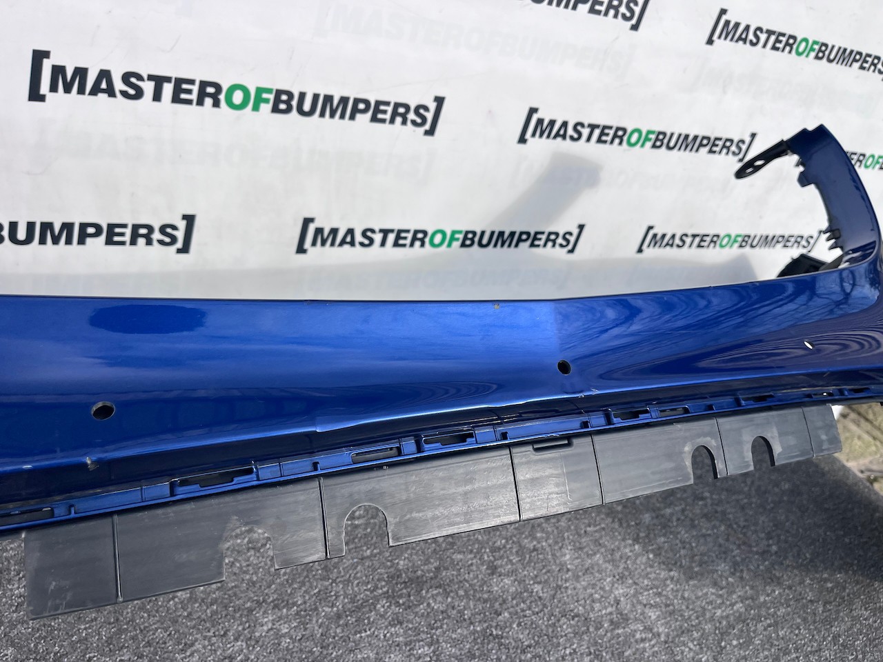 Mercedes Glc Amg Sport A253 4matic 2015-2018 Front Bumper 6 Pdc Genuine [e358]