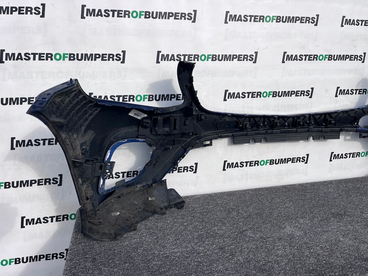 Mercedes Glc Amg Sport A253 4matic 2015-2018 Front Bumper 6 Pdc Genuine [e358]