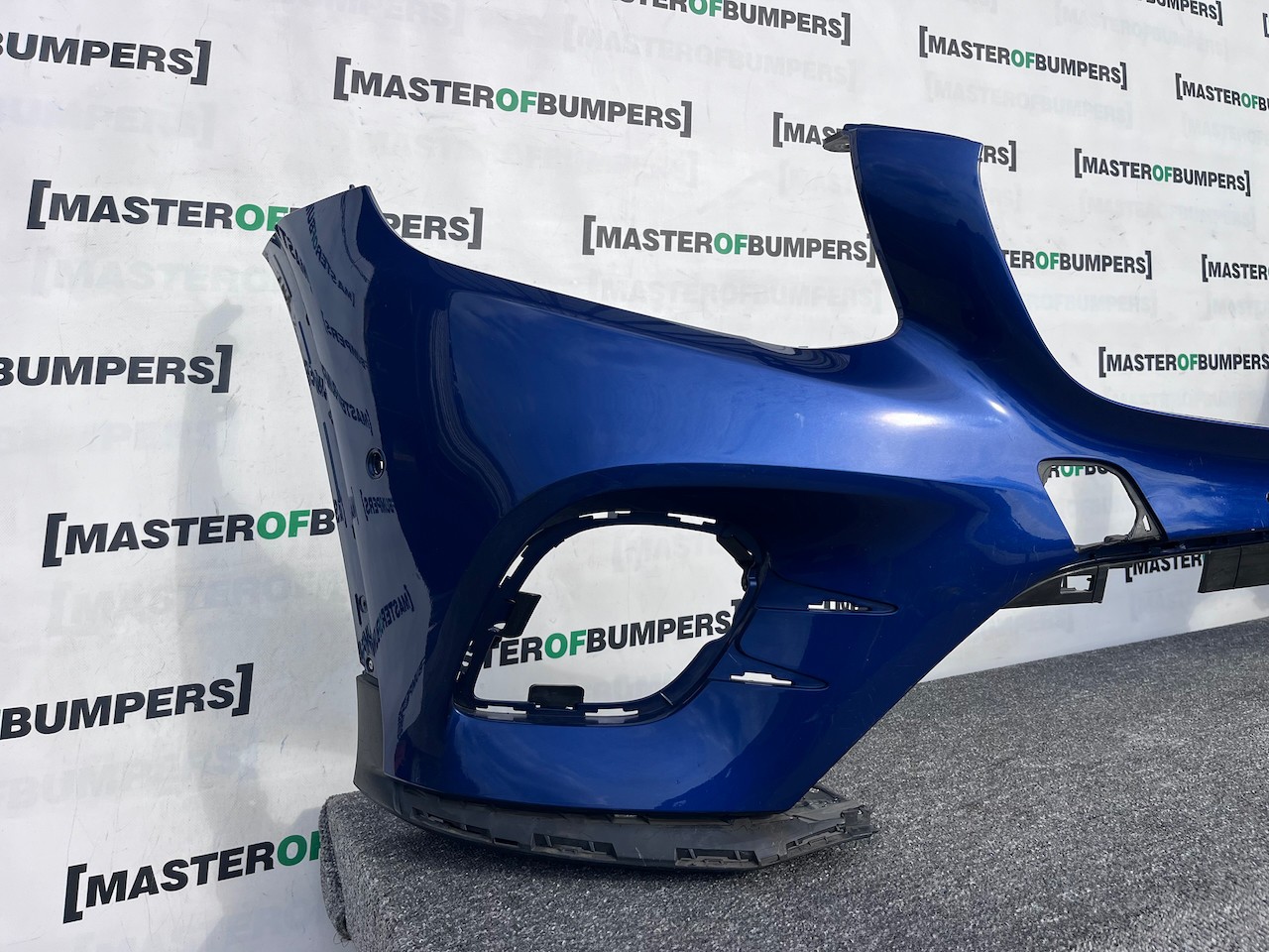 Mercedes Glc Amg Sport A253 4matic 2015-2018 Front Bumper 6 Pdc Genuine [e358]