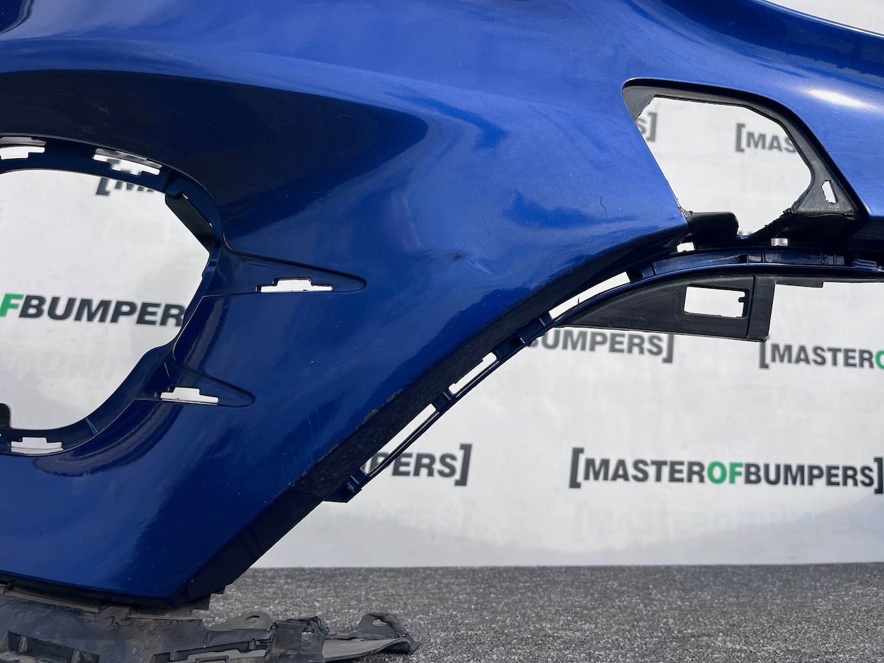 Mercedes Glc Amg Sport A253 4matic 2015-2018 Front Bumper 6 Pdc Genuine [e358]