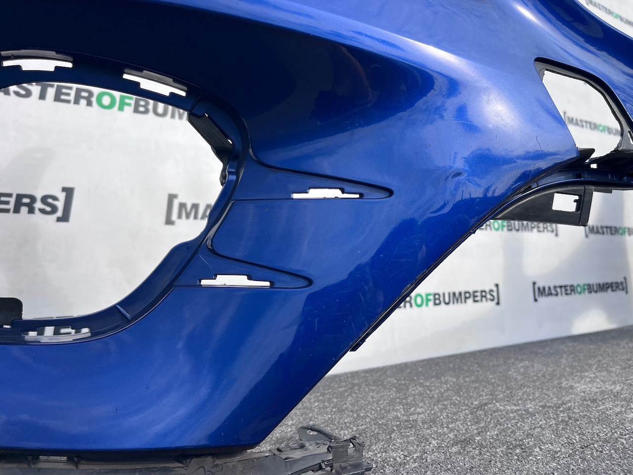 Mercedes Glc Amg Sport A253 4matic 2015-2018 Front Bumper 6 Pdc Genuine [e358]