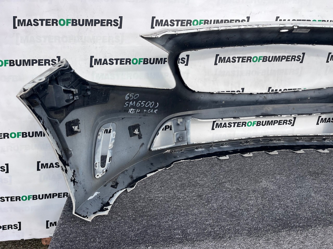 Mercedes A Class Se A176 Lift Hatchback 2016-2019 Front Bumper Genuine [e359]
