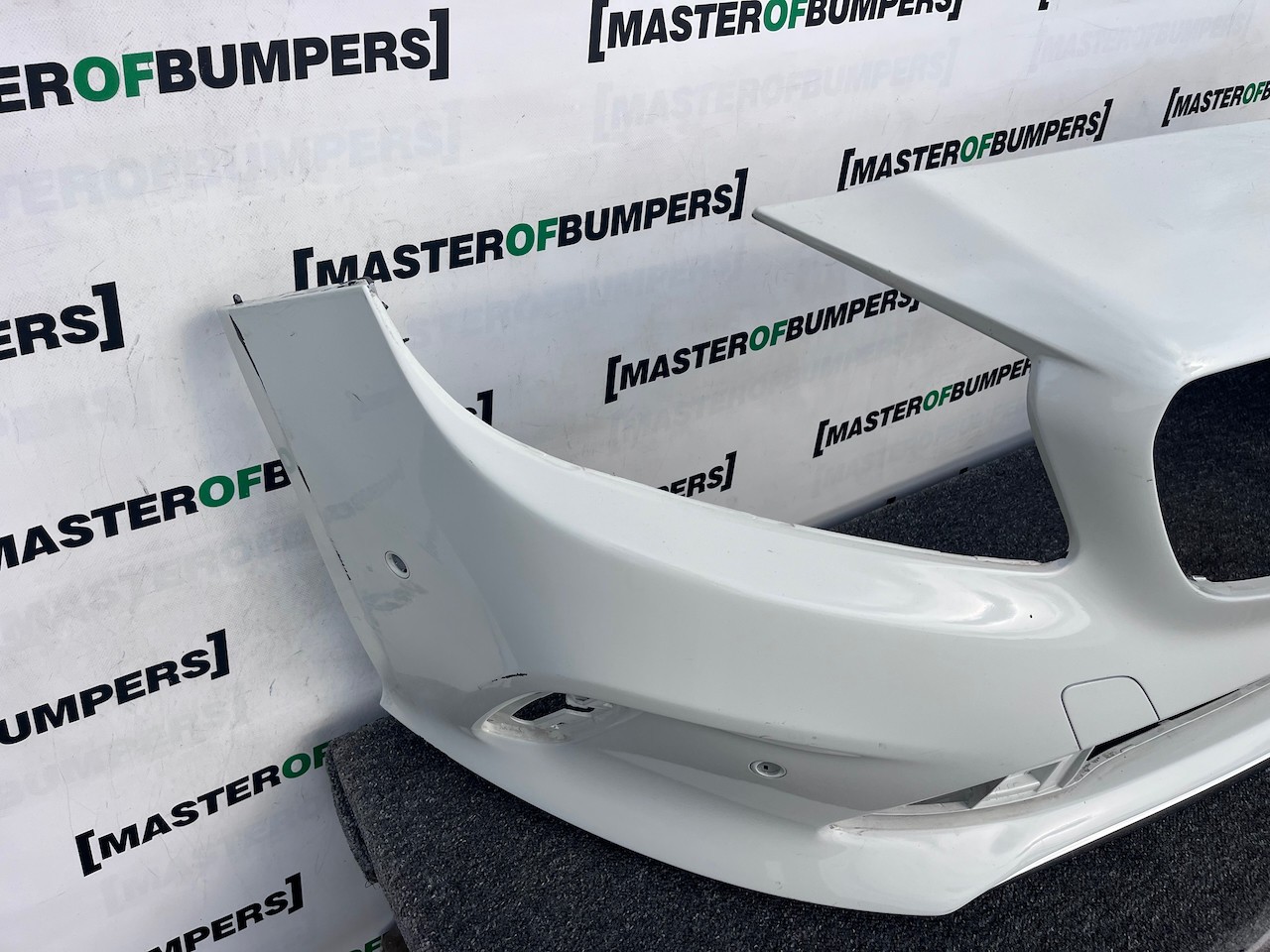Mercedes A Class Se A176 Lift Hatchback 2016-2019 Front Bumper Genuine [e359]