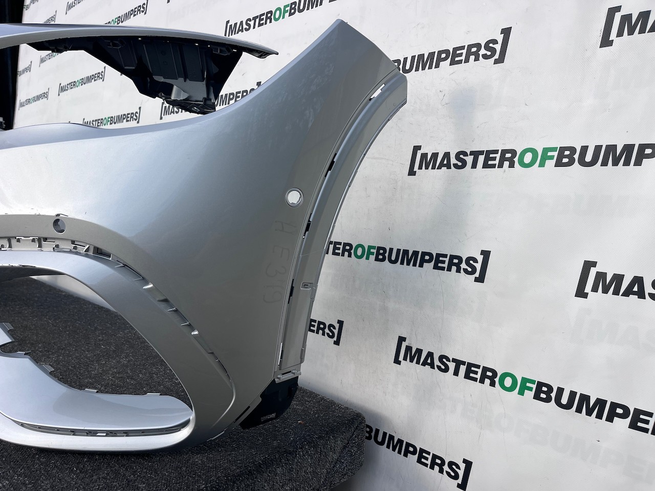 Mercedes Gla Amg Sport A247 Lift 2023-2026 Front Bumper 6 Pdc Genuine [e379]