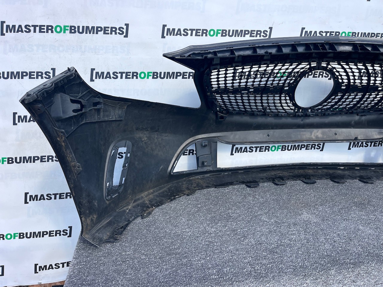 Mercedes A Class Se A176 Lift Hatchback 2016-2019 Front Bumper Genuine [e396]