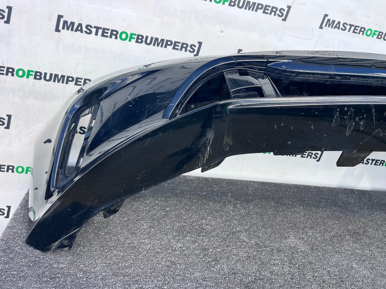 Mercedes A Class Se A176 Lift Hatchback 2016-2019 Front Bumper Genuine [e396]