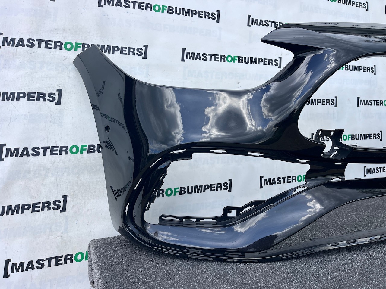 Mercedes C Class Amg Sport A206 2022-2026 Front Bumper 6 Pdc Genuine [e409]