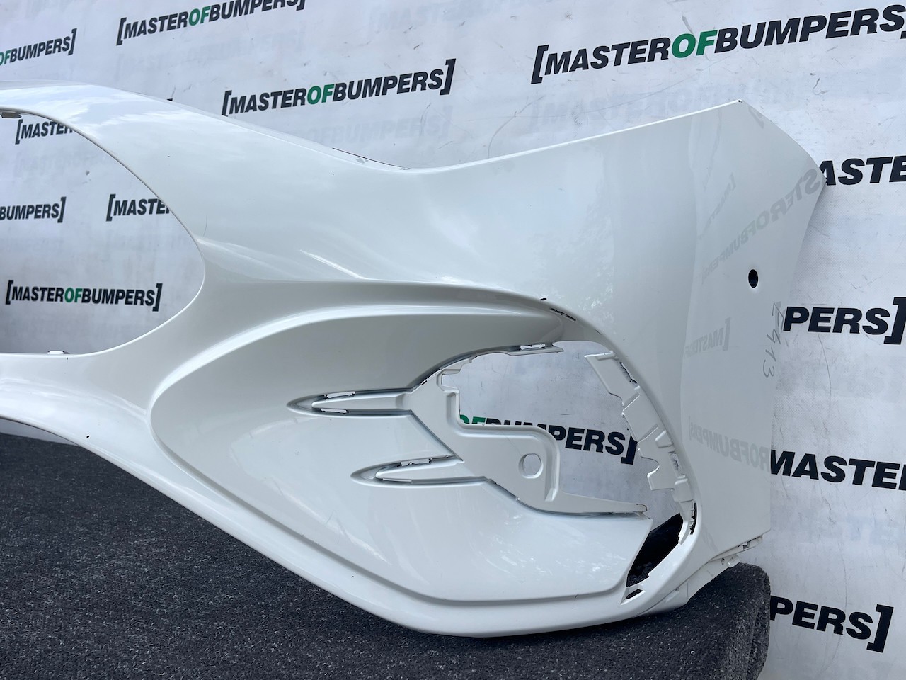 Mercedes Cla Amg Sport Shooting Brake A174 2025-2028 Front Bumper Genuine [e413]