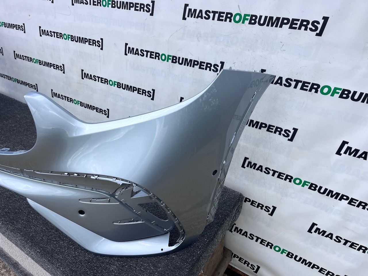 Mercedes Glc Amg Sport X254 A254 2024-2026 Front Bumper 6 Pdc Genuine [e414]