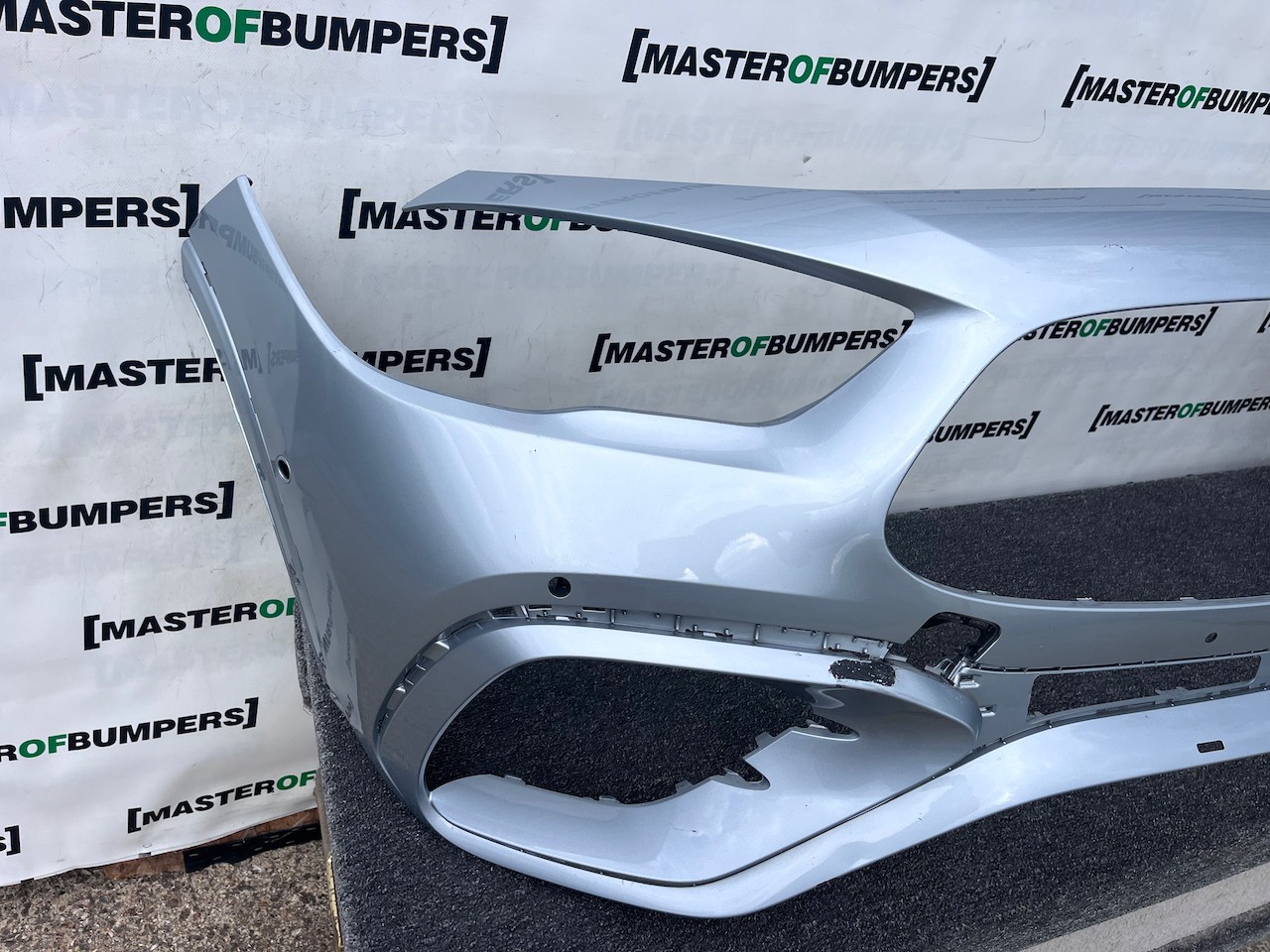 Mercedes Gla Amg Premium A247 Lift 2024-2026 Front Bumper 6 Pdc Genuine [e423]