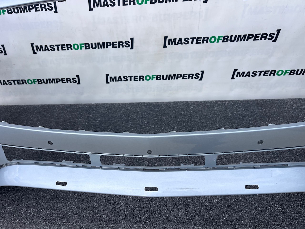 Mercedes Gla Amg Premium A247 Lift 2024-2026 Front Bumper 6 Pdc Genuine [e423]
