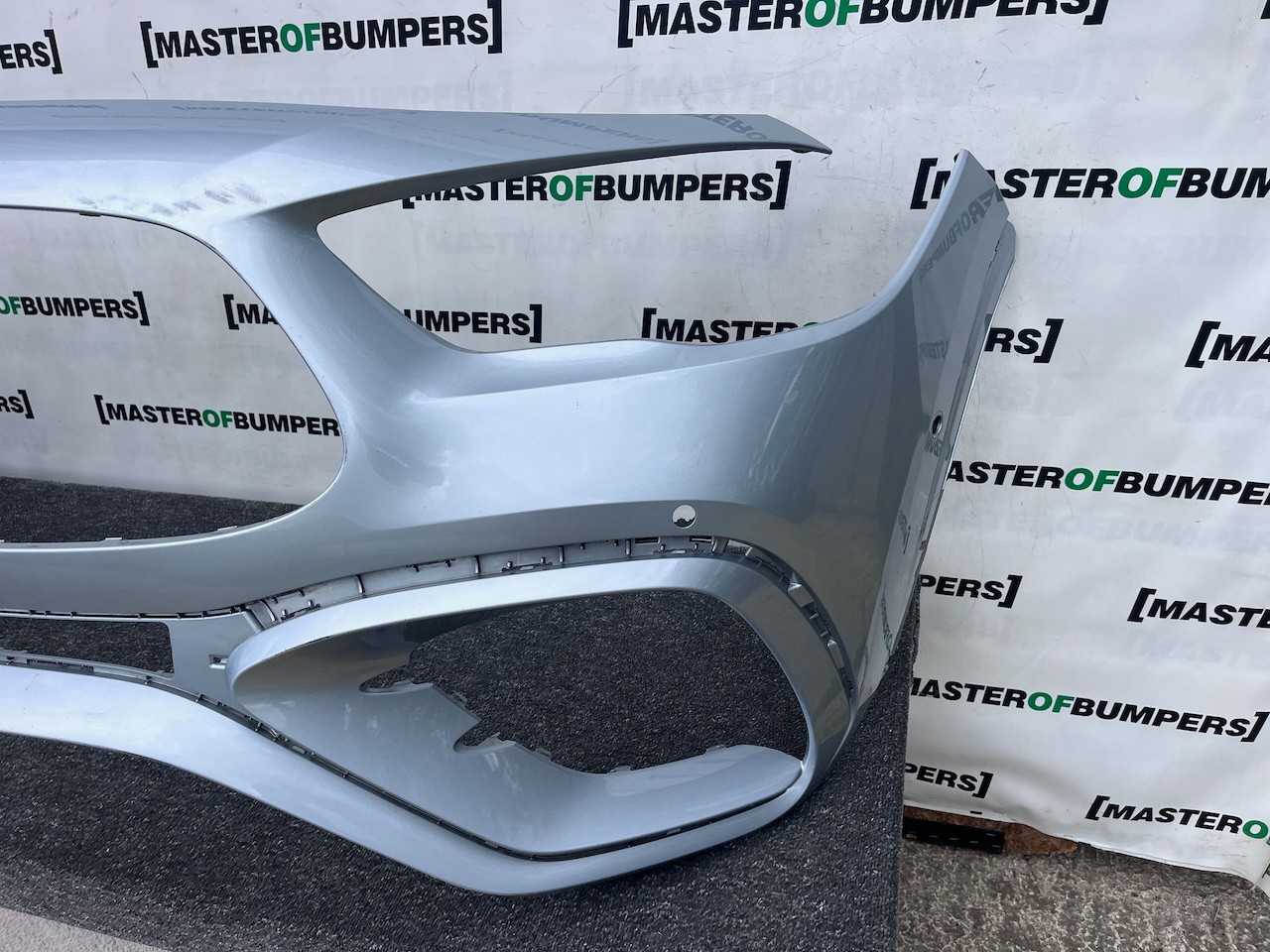 Mercedes Gla Amg Premium A247 Lift 2024-2026 Front Bumper 6 Pdc Genuine [e423]