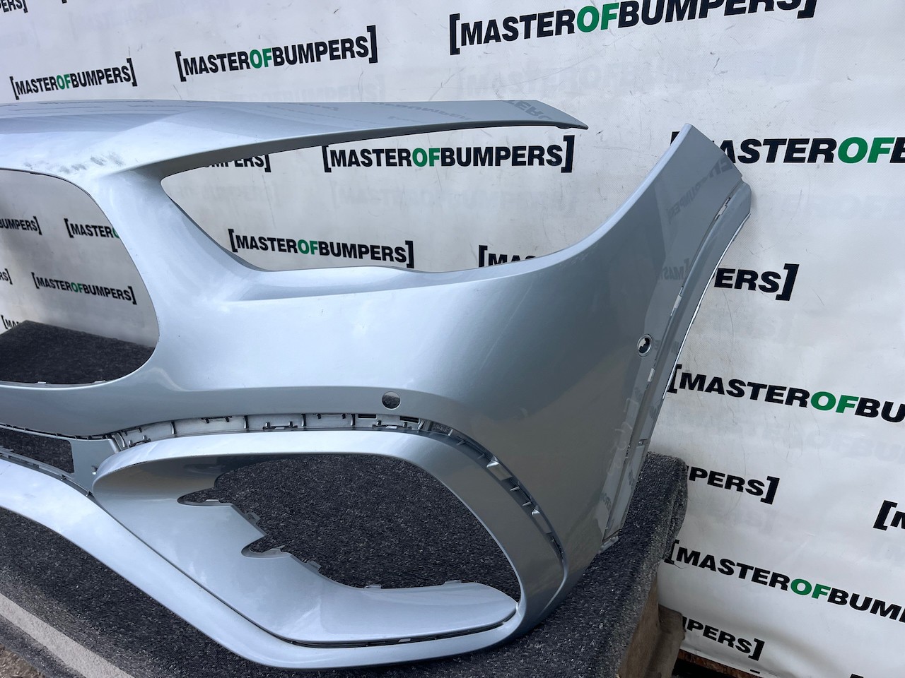 Mercedes Gla Amg Premium A247 Lift 2024-2026 Front Bumper 6 Pdc Genuine [e423]