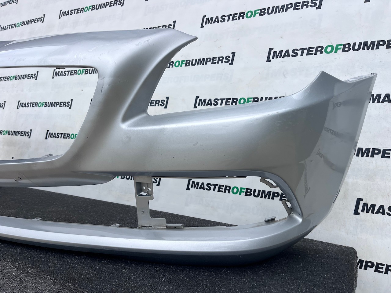 Mercedes Slk Se A172 Mk3 Cabrio 2012-2015 Front Bumper No Pdc Genuine [e434]