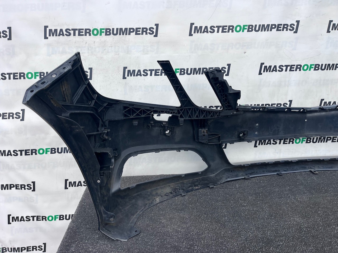 Mercedes E Class Se A212 Saloon Estate 2009-2012 Front Bumper Genuine [e448]