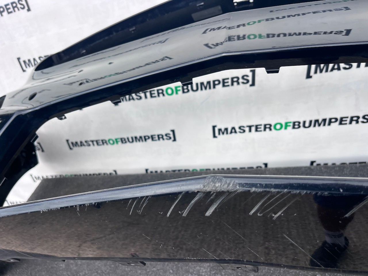 Mercedes A Class Amg A176 Hatchback 2012-2015 Front Bumper 6 Pdc Genuine [e452]