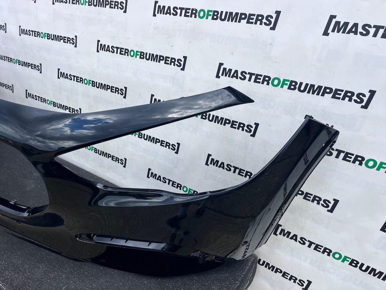 Mercedes Gla Sport Edition A247 Lift 2023-2026 Front Bumper 6 Pdc Genuine [e469]