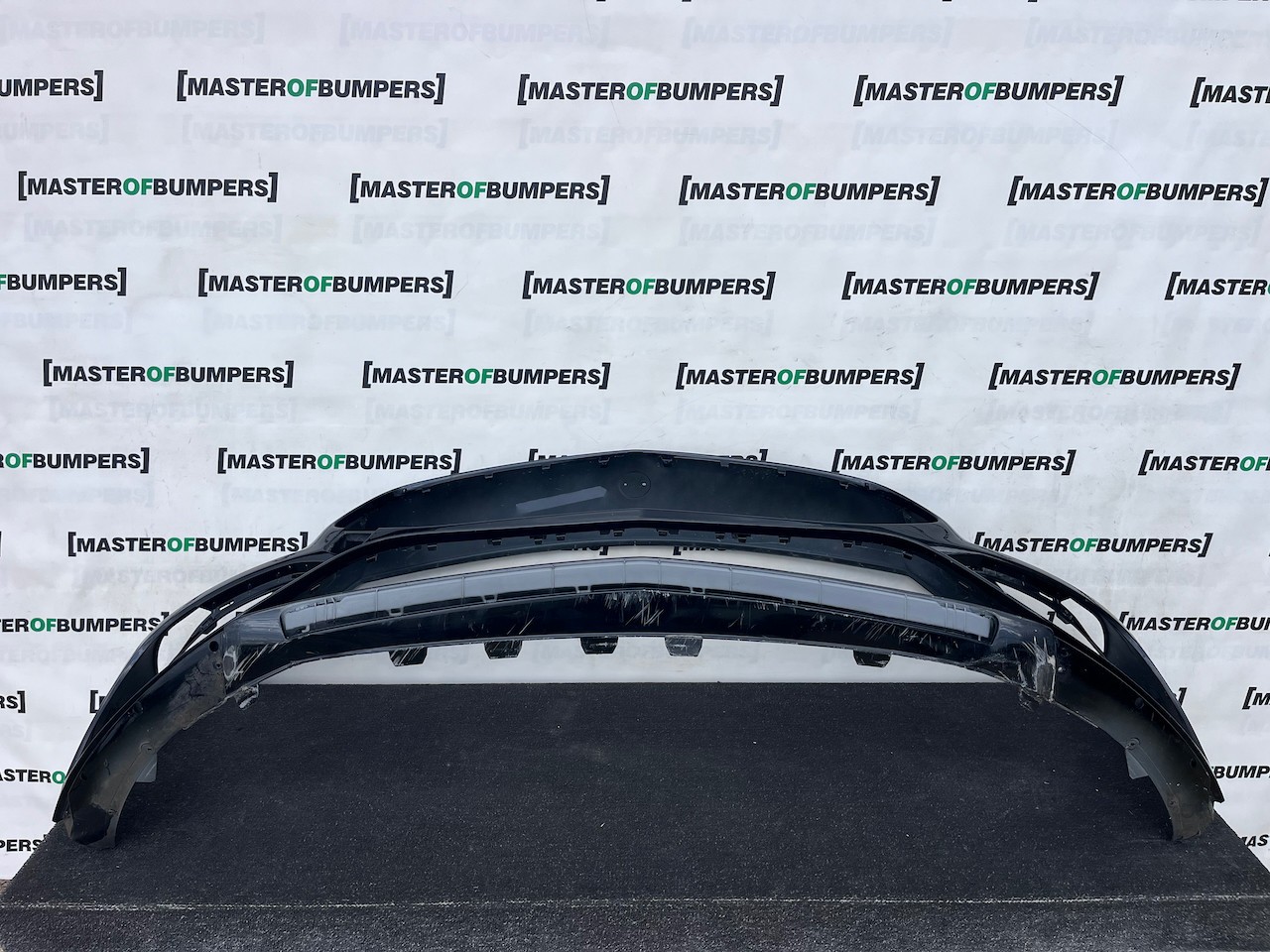 Mercedes Cla Amg Saloon Shotingbrake A118 2019-2023 Front Bumper Genuine [e474]