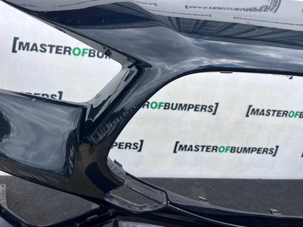 Mercedes Cla Amg Saloon Shotingbrake A118 2019-2023 Front Bumper Genuine [e474]