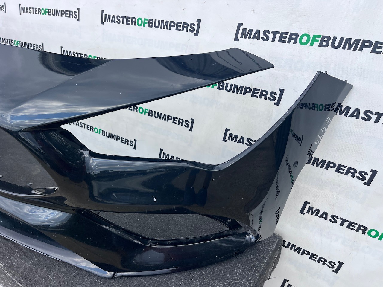 Mercedes Cla Amg Saloon Shotingbrake A118 2019-2023 Front Bumper Genuine [e474]