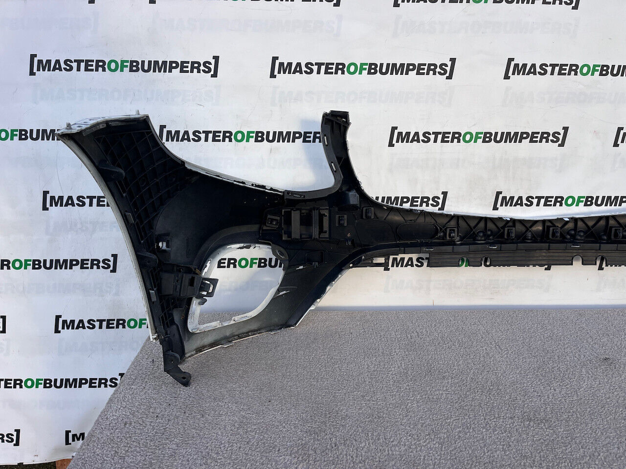 Mercedes Glc Amg Sport A253 4matic 2015-2018 Front Bumper 6 Pdc Genuine [e164]