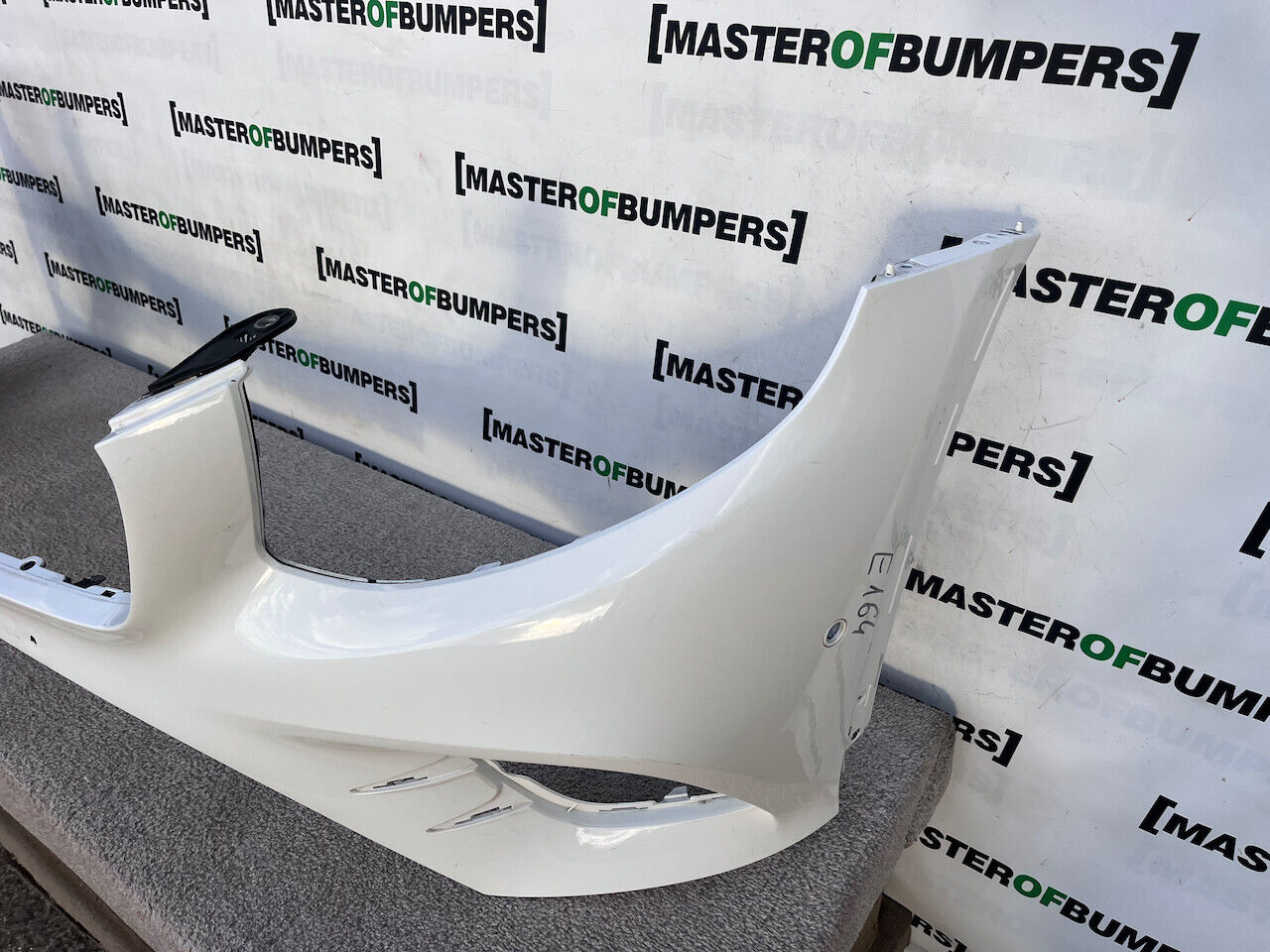 Mercedes Glc Amg Sport A253 4matic 2015-2018 Front Bumper 6 Pdc Genuine [e164]