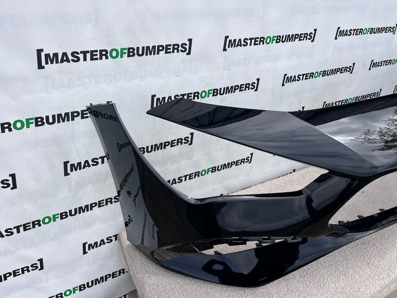 Mercedes Cla Amg A118 Lift 2023-2025 Front Bumper 6 Pdc Genuine [e226]