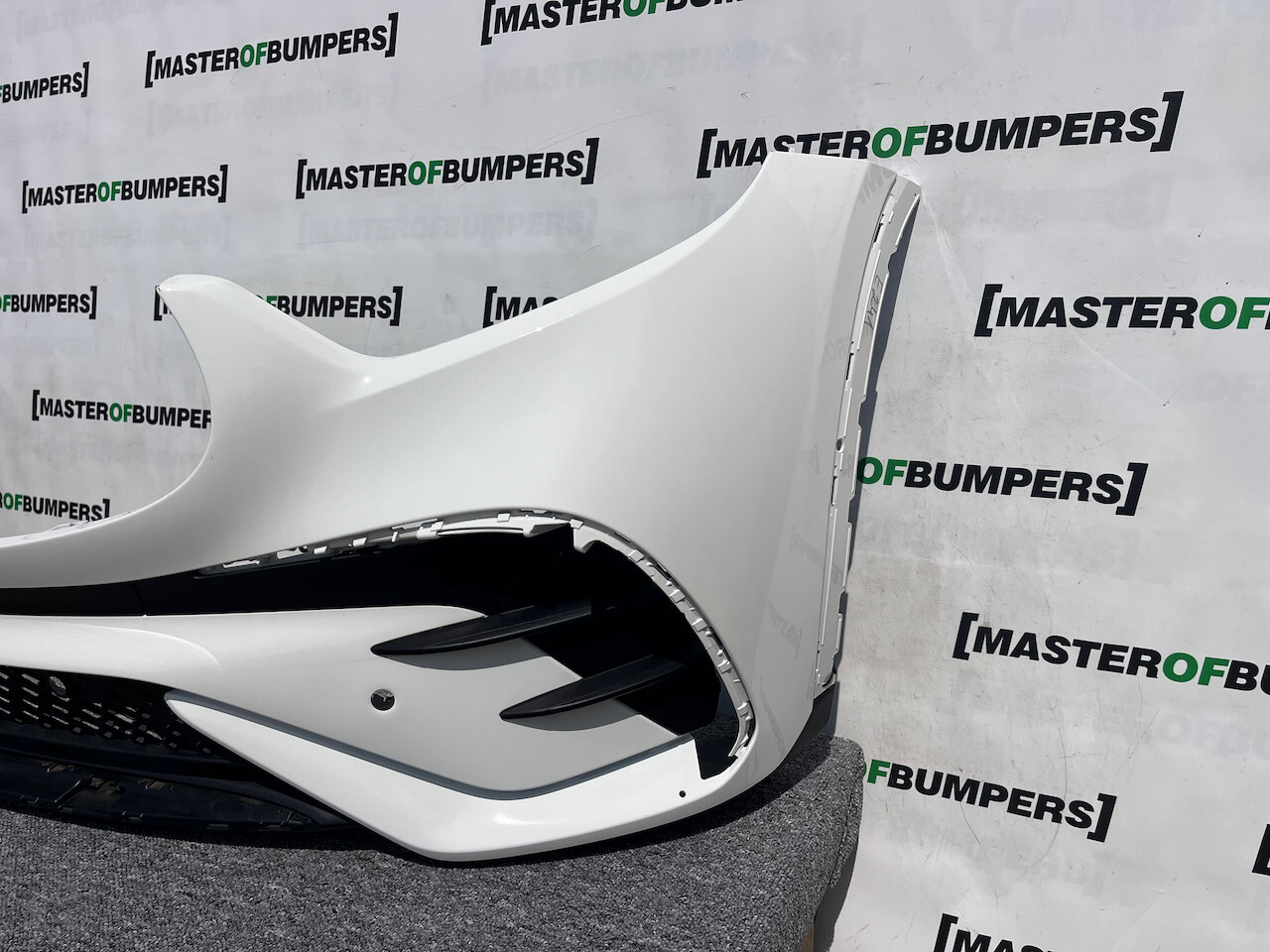 Mercedes Glc Amg Sport X254 A254 2024-on Front Bumper 4 Pdc Genuine [e241]